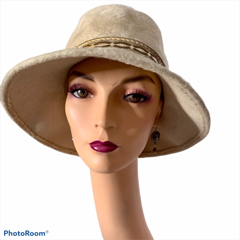 Martelle Hat Vintage Jean Arlett Creation Brimmed Faux Fur